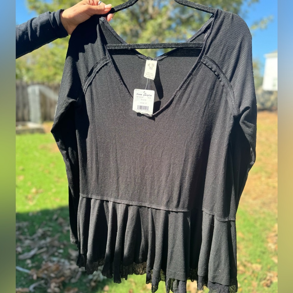 NWT Free people (We the Free) Black Long Sleeve Swing Tee, Ribbed,Small